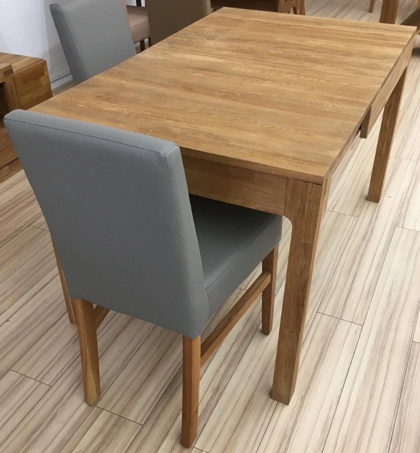 NordicStory Mesa extensible de comedor de madera maciza de roble &quot;Marsi&quot; 85-125 x 80 x 75 cm.