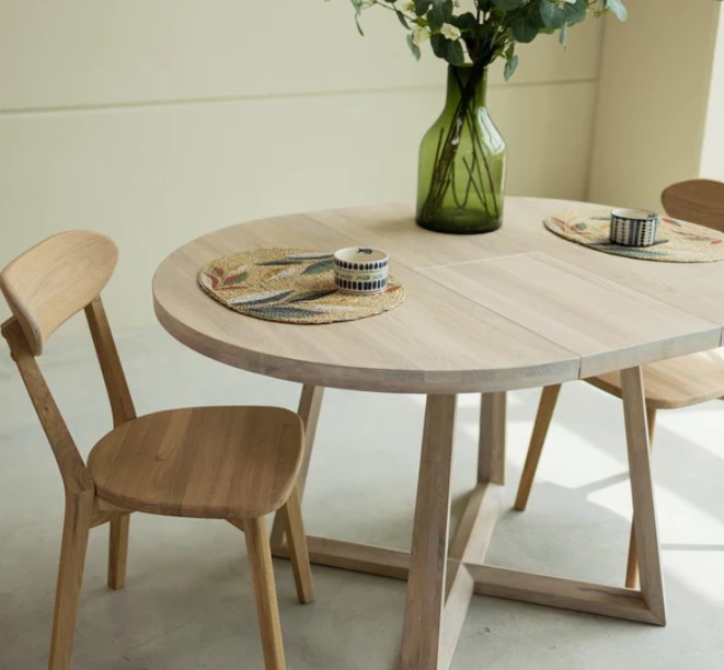 NordicStory Mesa extensible de comedor de madera maciza de roble &quot;Moby&quot;